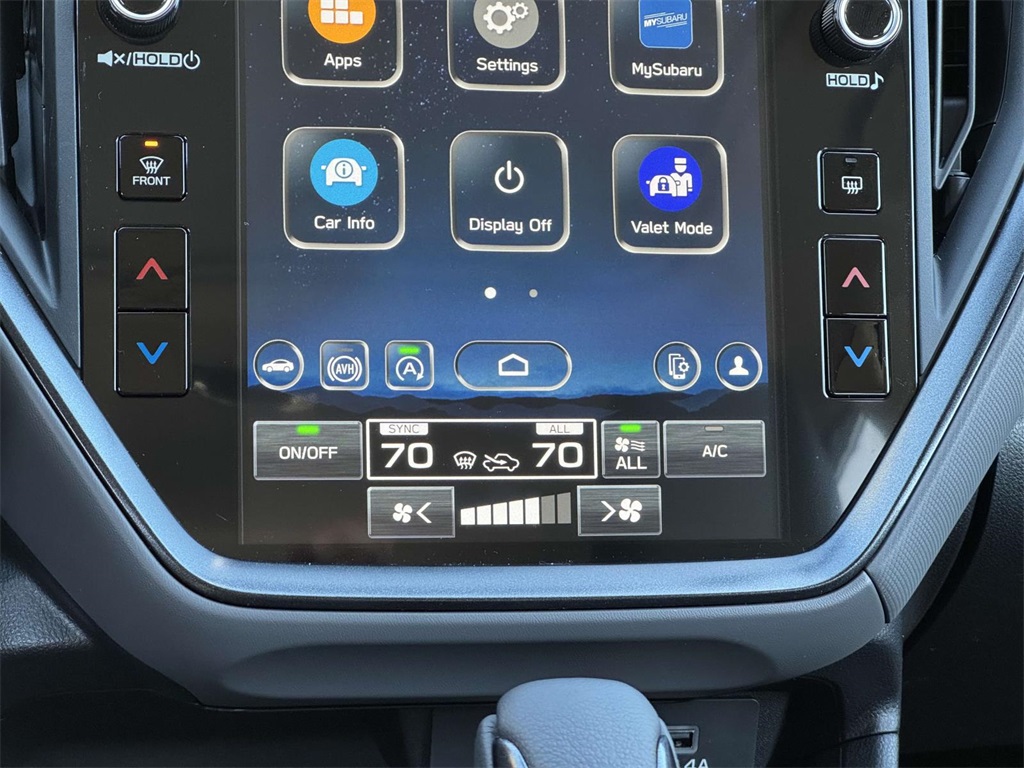 Vehicle image 23 of 28