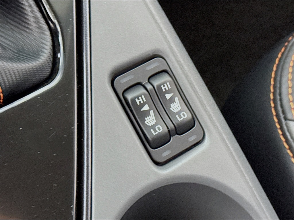 Vehicle image 18 of 29