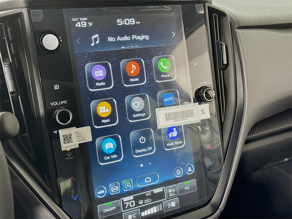 Vehicle image 12 of 29