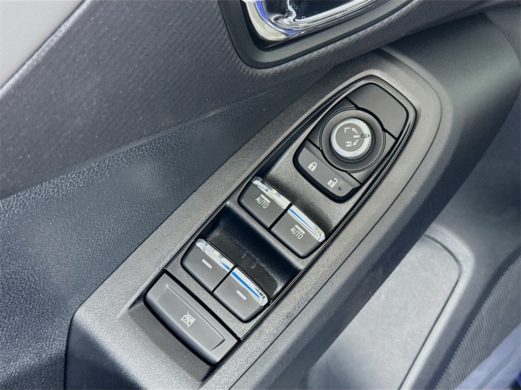 Vehicle image 15 of 29