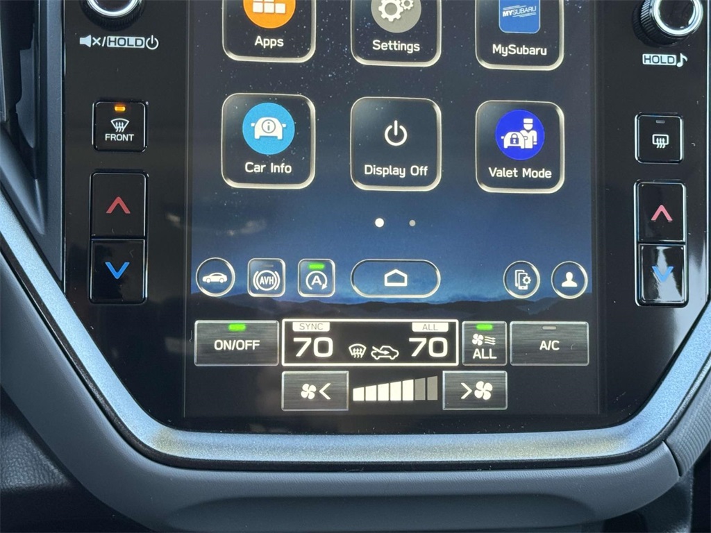 Vehicle image 22 of 28