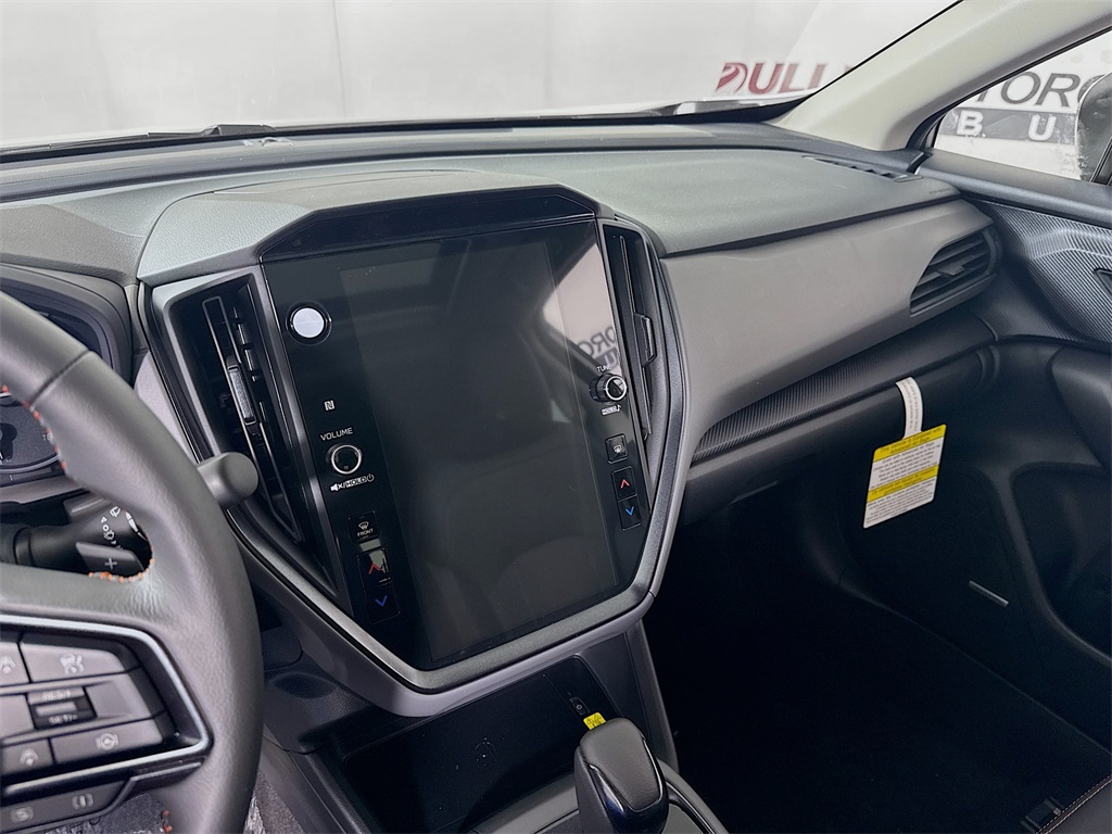Vehicle image 23 of 31