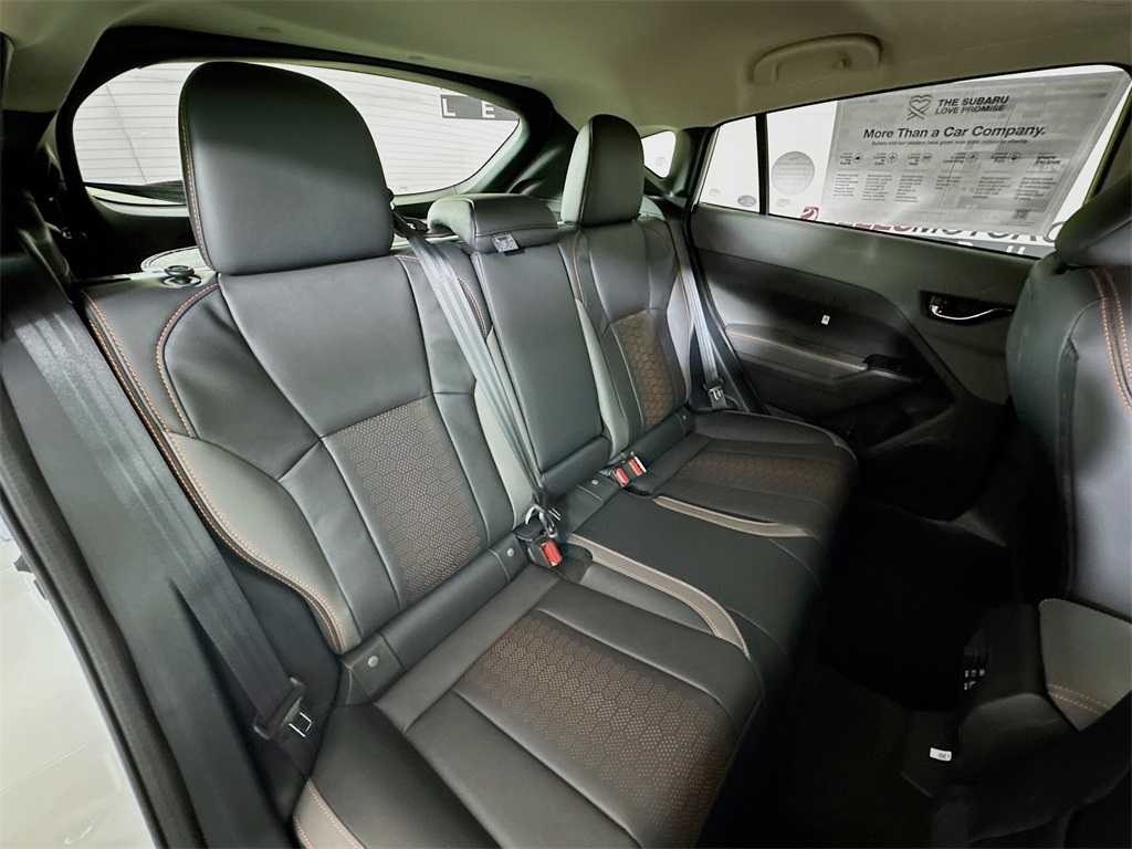Vehicle image 26 of 31