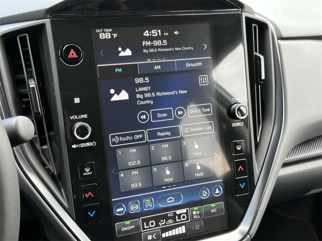Vehicle image 20 of 25