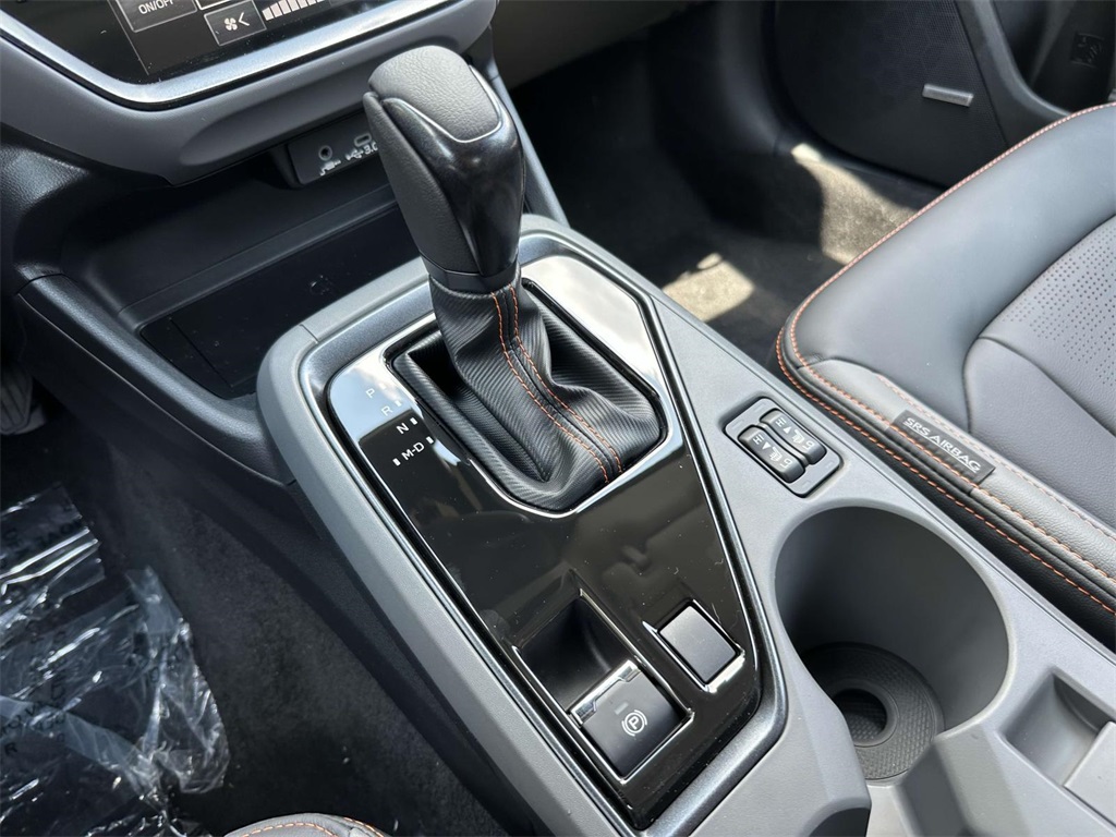 Vehicle image 20 of 25