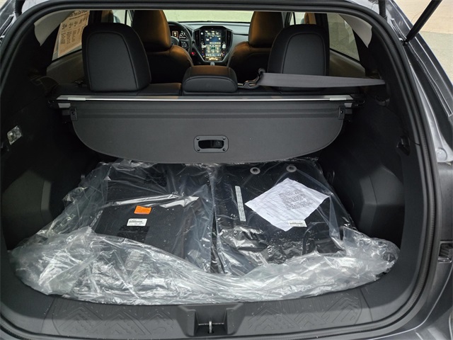 2025 Subaru Crosstrek Limited Image 6 of 15
