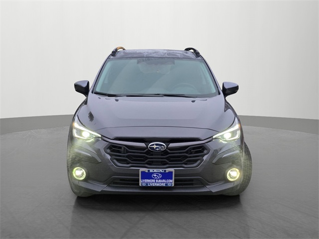 2025 Subaru Crosstrek Limited Image 2 of 15