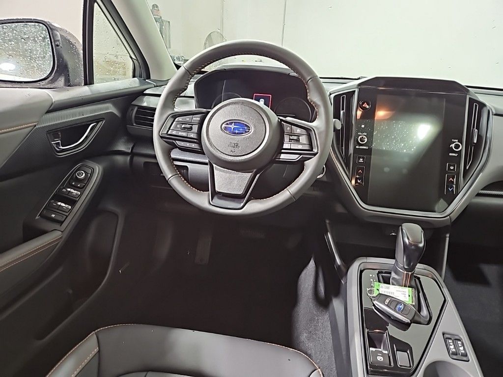 Vehicle image 13 of 29