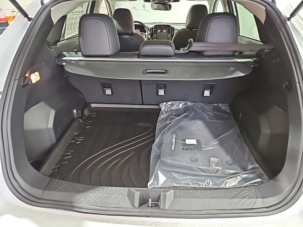 Vehicle image 22 of 29