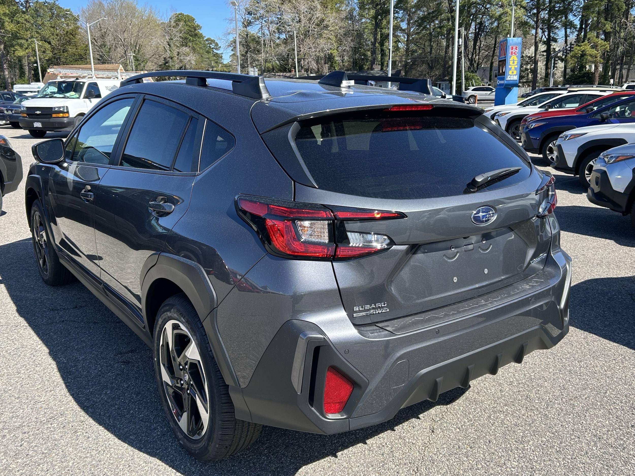 Vehicle image 11 of 35