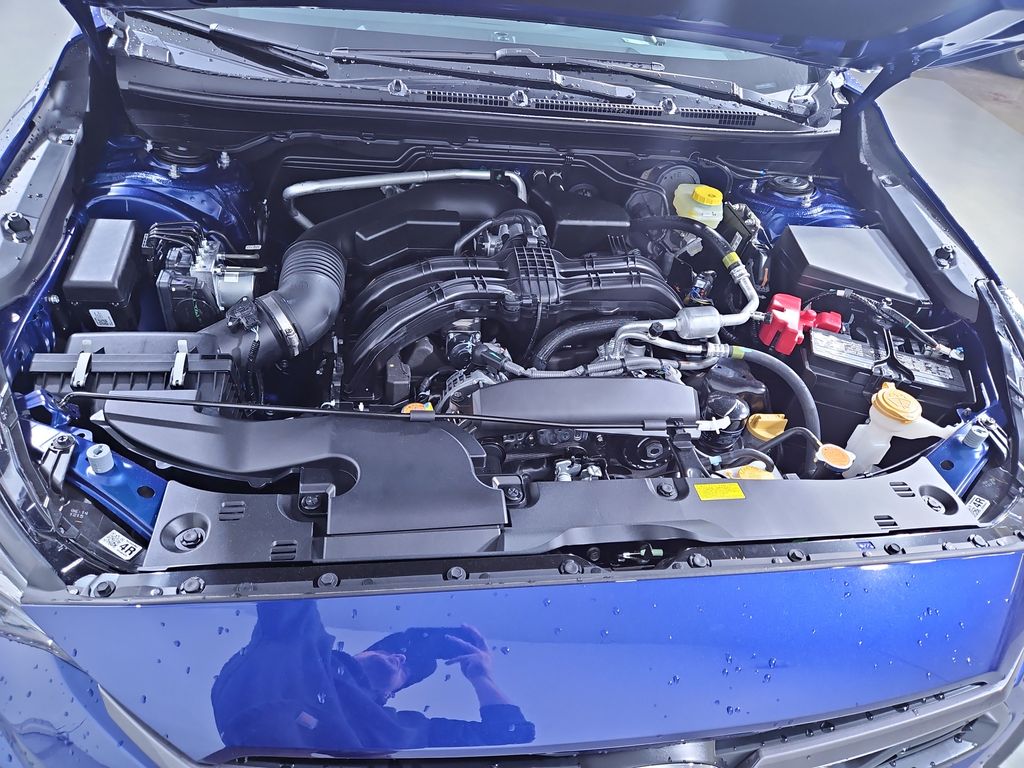 Vehicle image 21 of 29