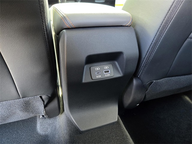2025 Subaru Crosstrek Limited Image 12 of 15