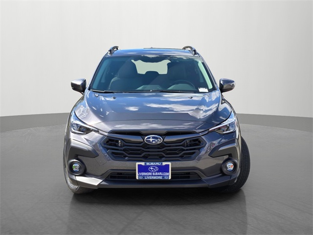 2025 Subaru Crosstrek Limited Image 2 of 15