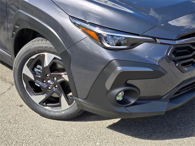 2025 Subaru Crosstrek Limited Image 13 of 15