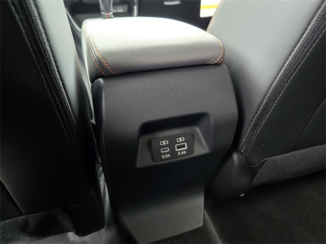 2025 Subaru Crosstrek Limited Image 13 of 15