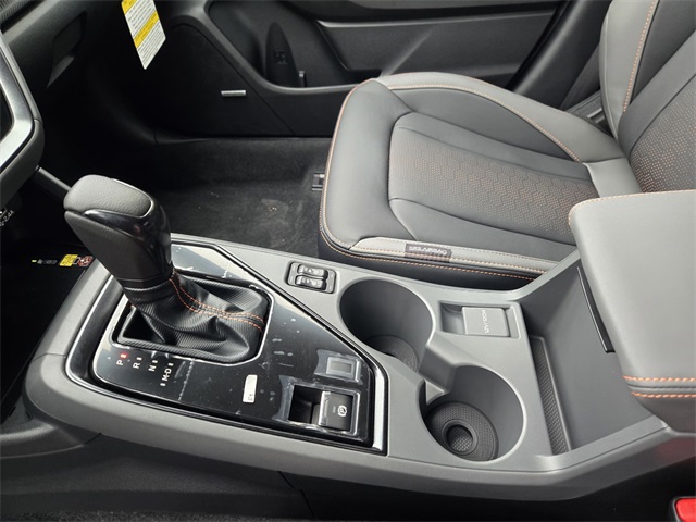 2025 Subaru Crosstrek Limited Image 11 of 15