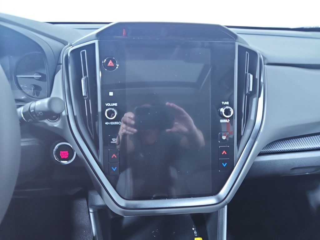 Vehicle image 18 of 38