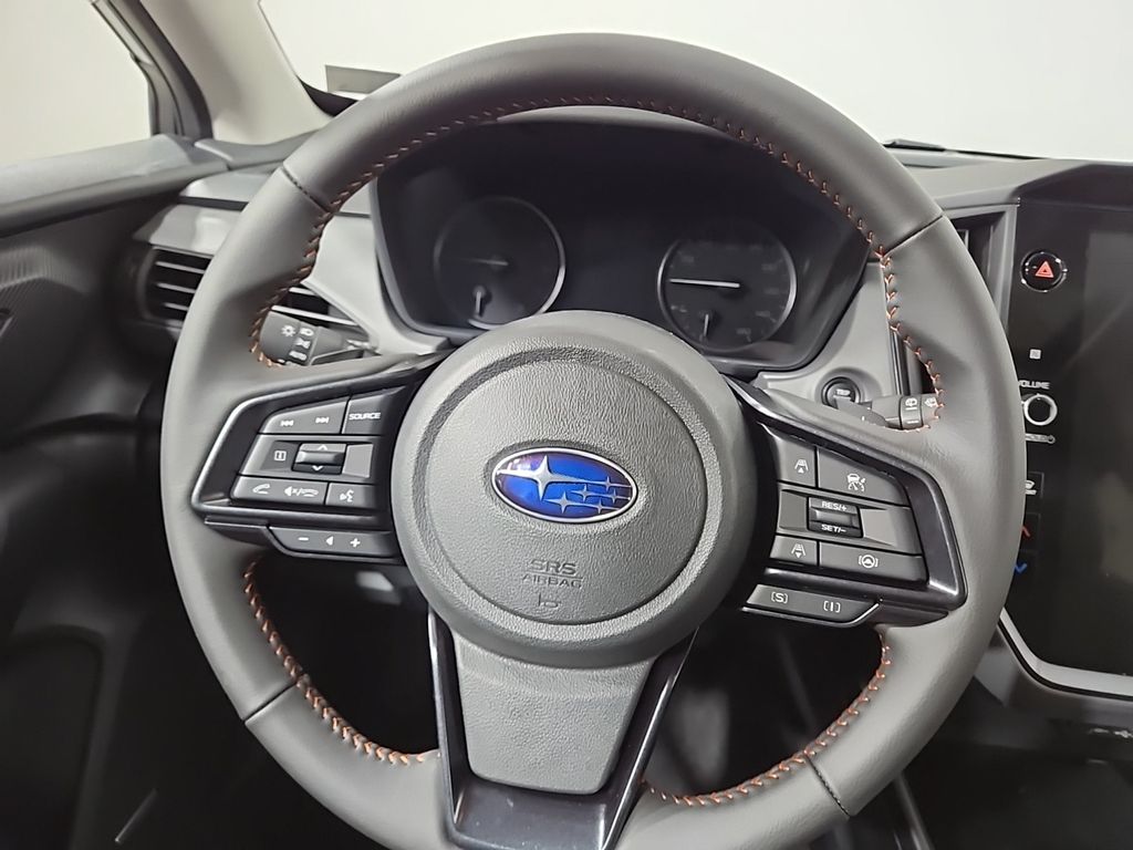 Vehicle image 14 of 30