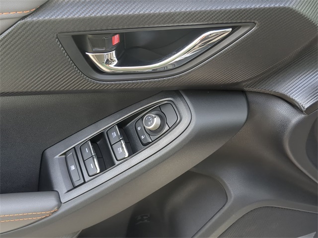 2025 Subaru Crosstrek Limited Image 22 of 28