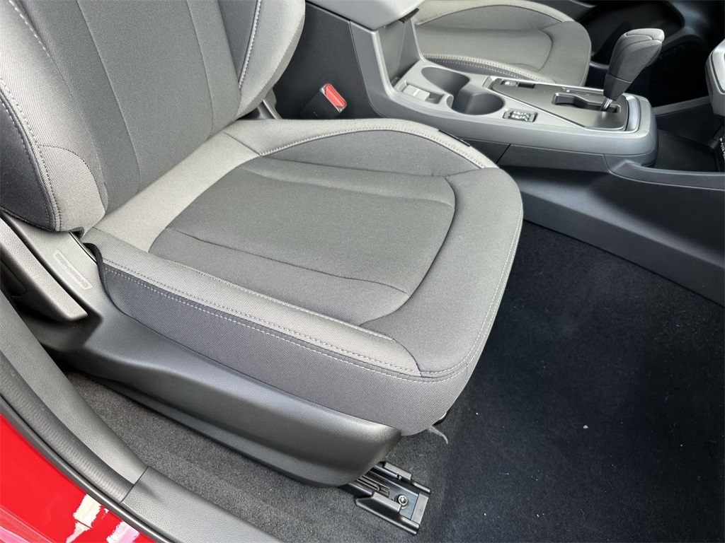 Vehicle image 9 of 25