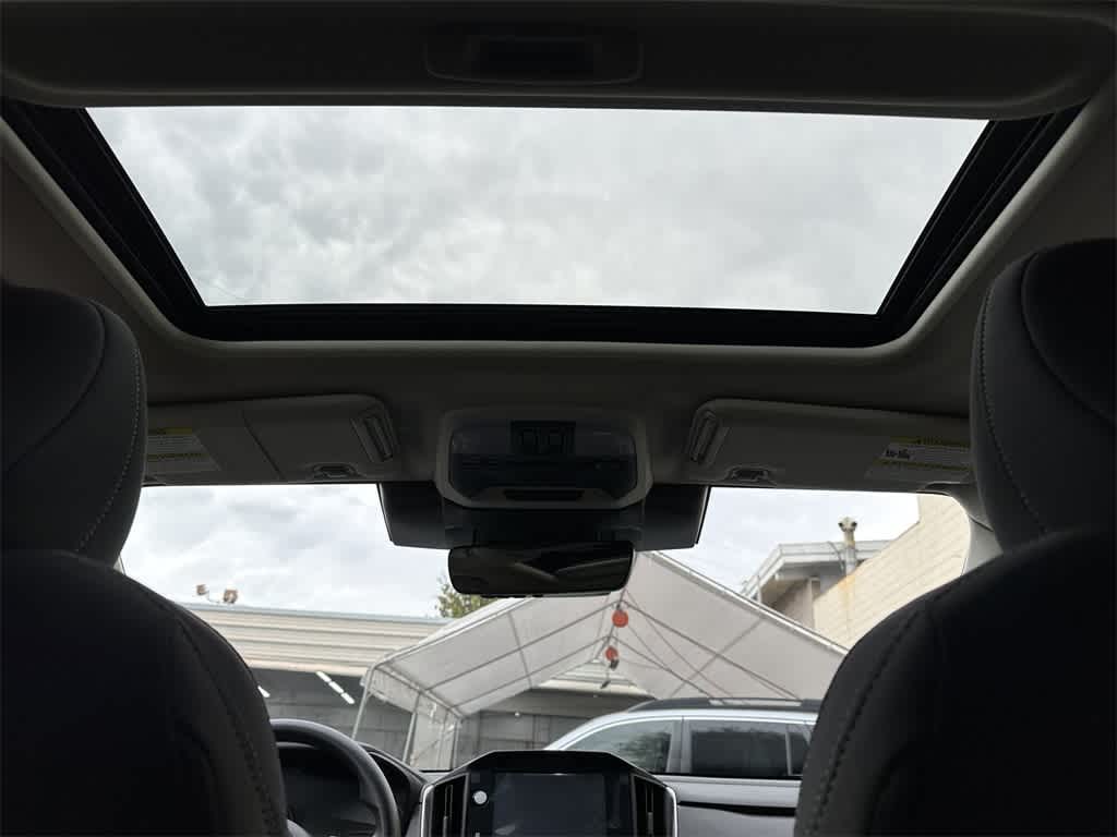 2025 Subaru Crosstrek Premium Image 14 of 22