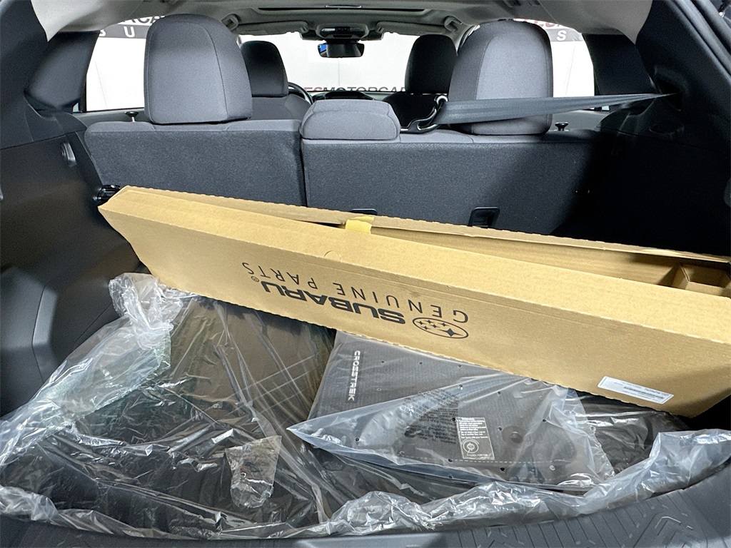Vehicle image 10 of 31