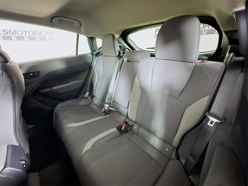 Vehicle image 13 of 31