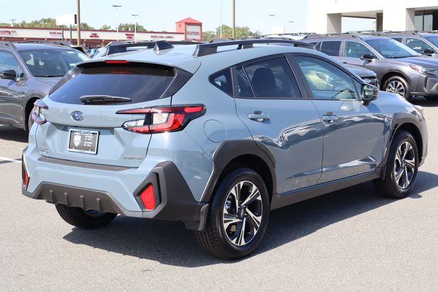 2025 Subaru Crosstrek Premium Image 4 of 22