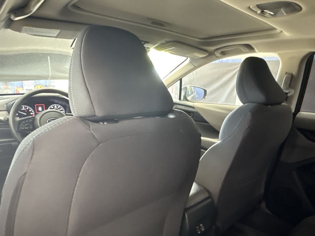 Vehicle image 23 of 29