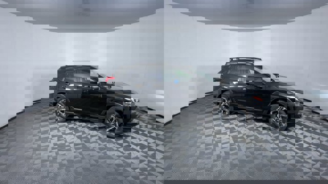 Vehicle image 3 of 27
