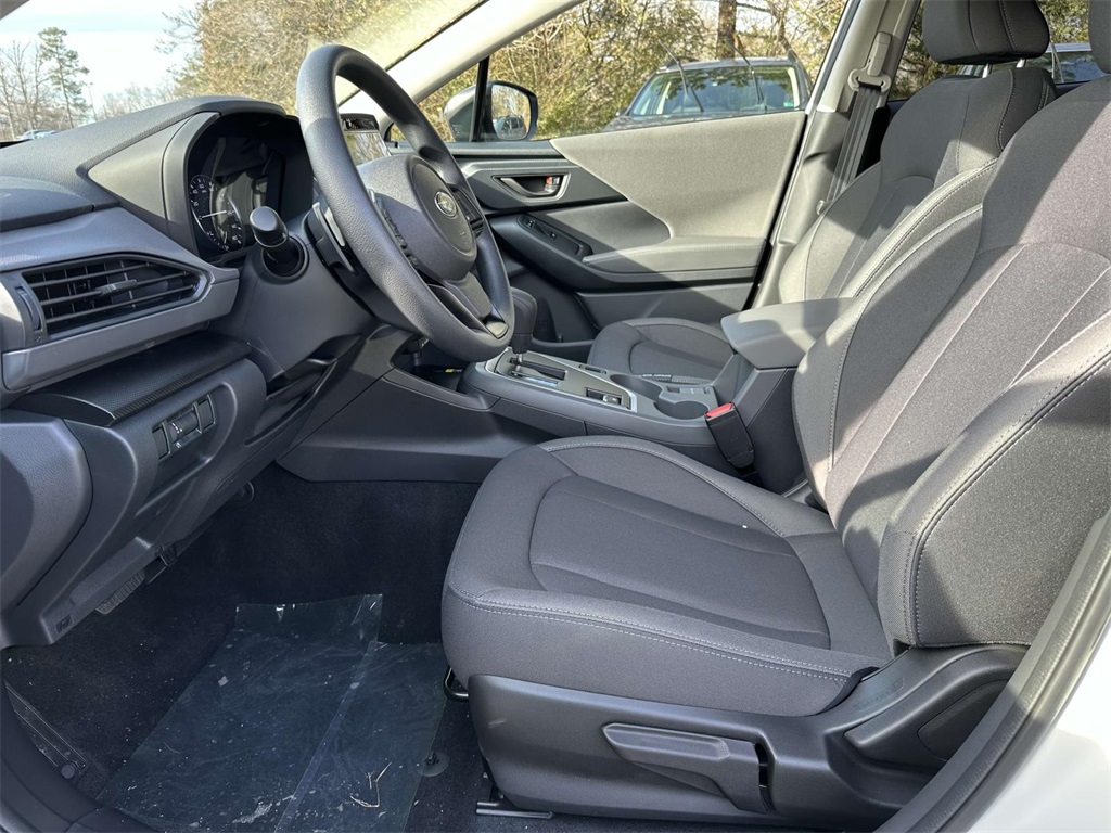 Vehicle image 16 of 25
