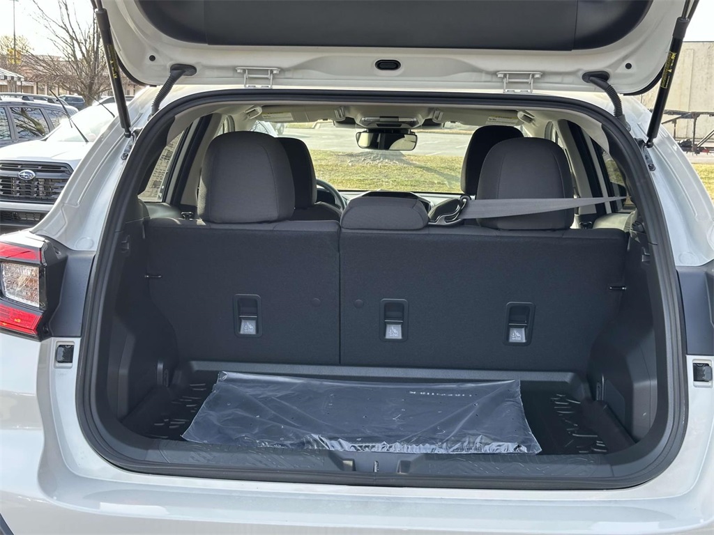 Vehicle image 12 of 25
