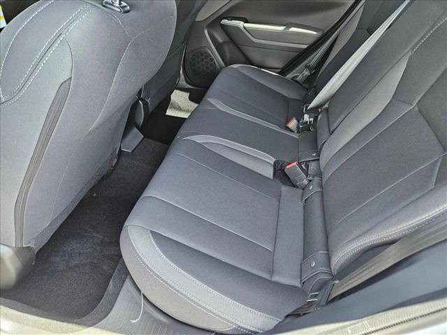 Vehicle image 10 of 17