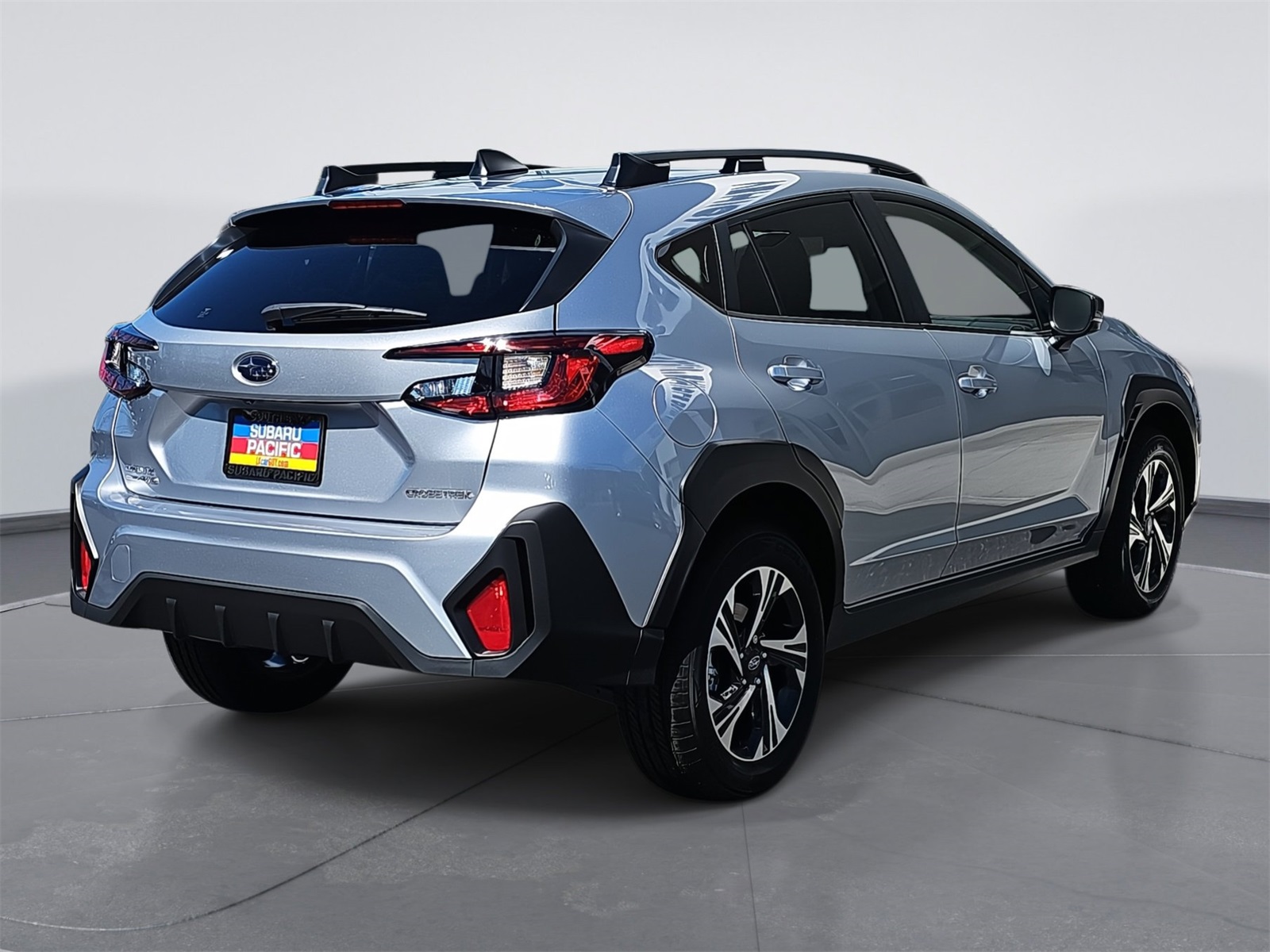 2025 Subaru Crosstrek Premium Image 5 of 37