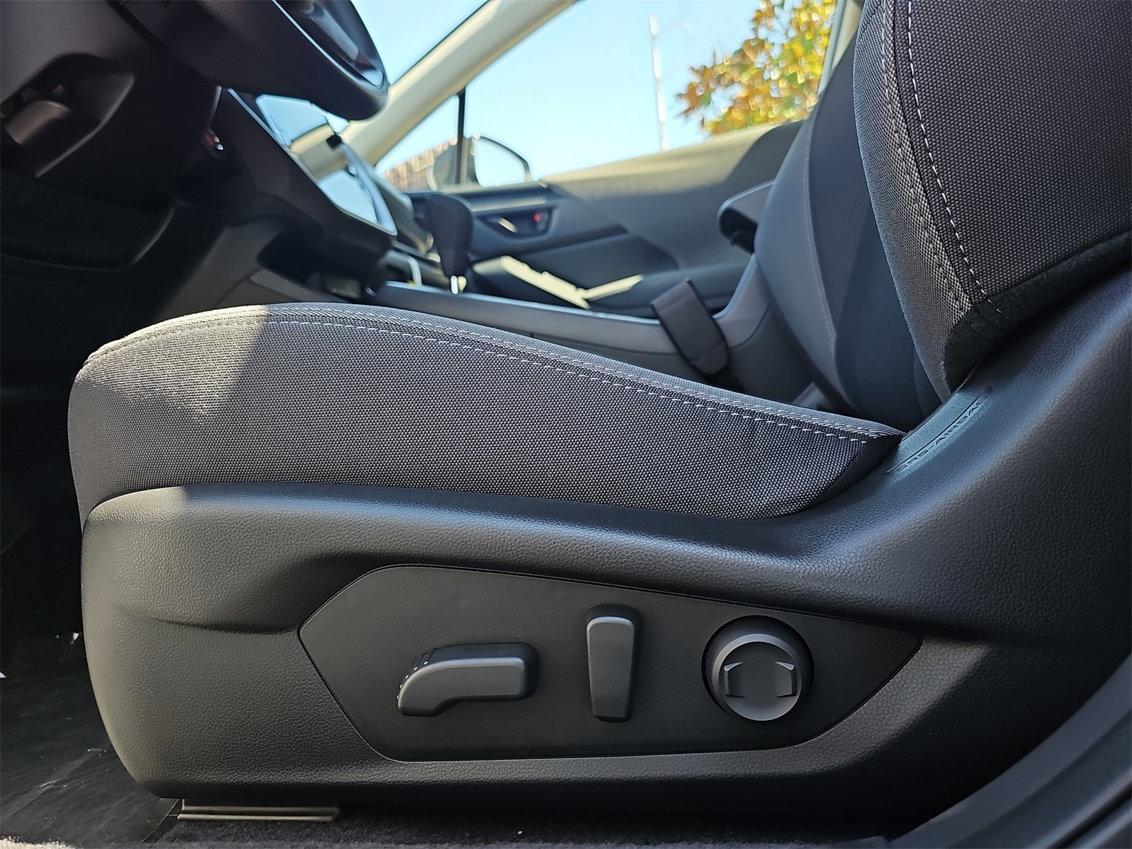 2025 Subaru Crosstrek Premium Image 37 of 37