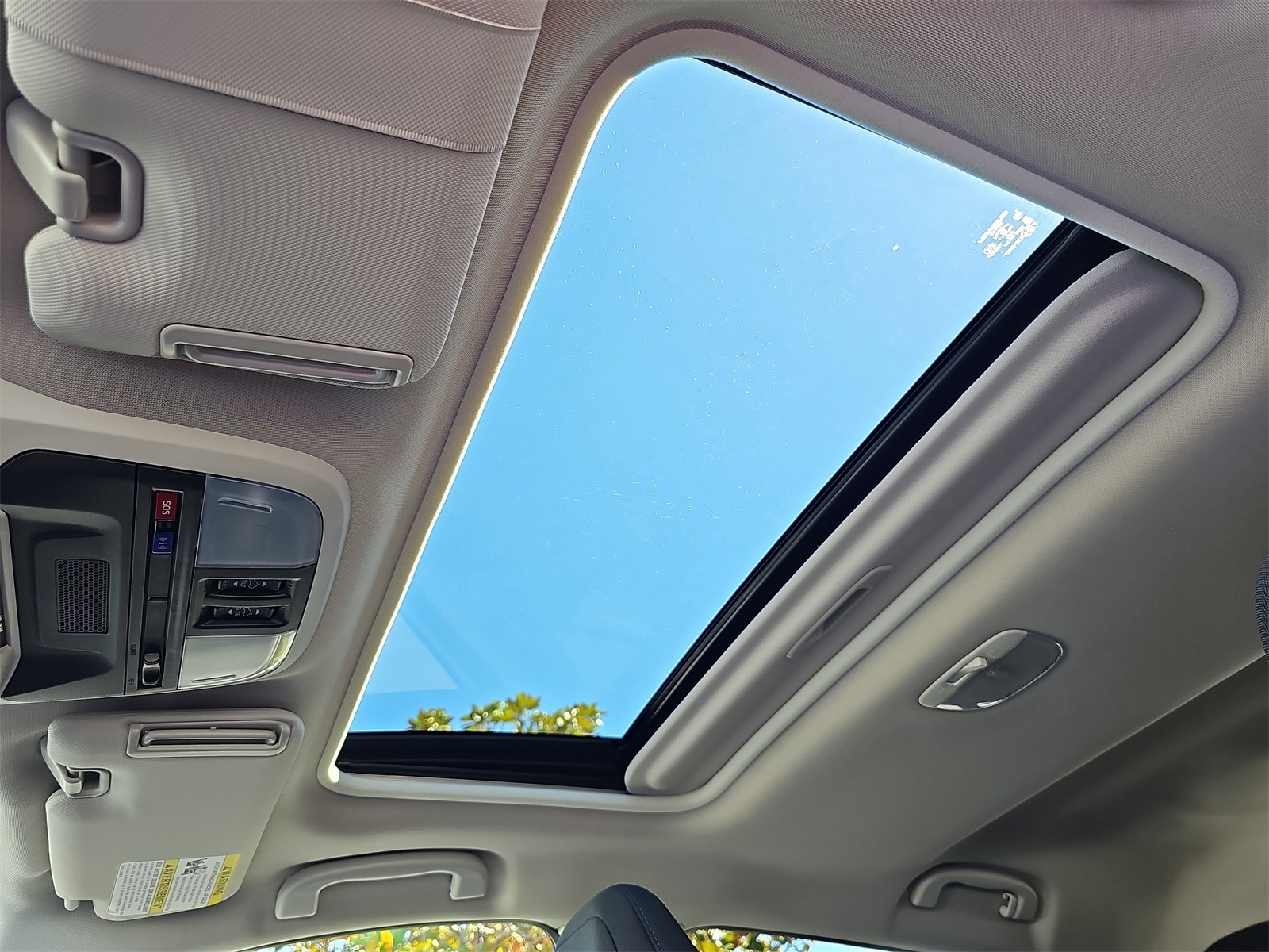 2025 Subaru Crosstrek Premium Image 18 of 37