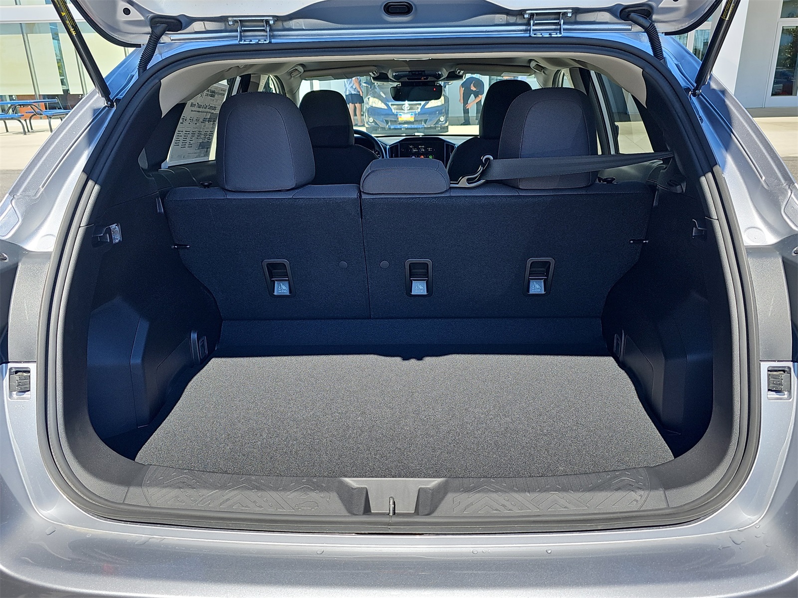 2025 Subaru Crosstrek Premium Image 11 of 37