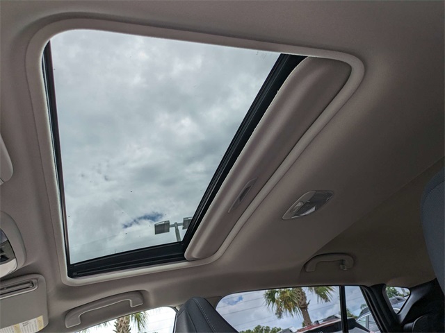 2025 Subaru Crosstrek Premium Image 14 of 22