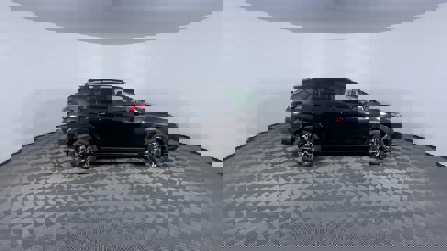 Vehicle image 7 of 25