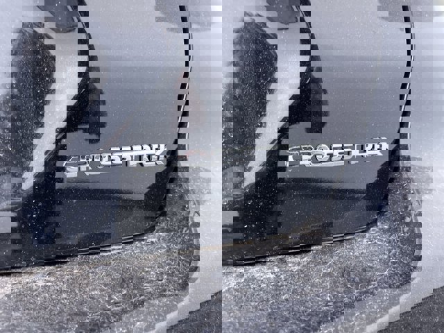 Vehicle image 22 of 25