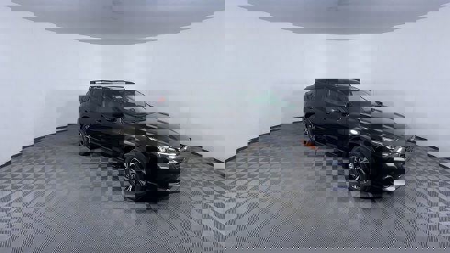 Vehicle image 4 of 25