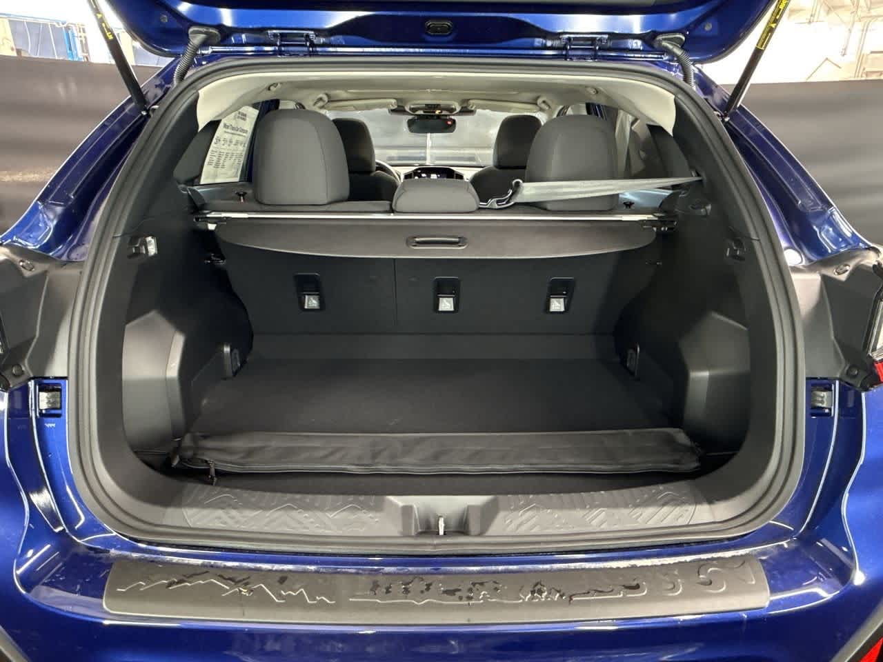 Vehicle image 25 of 29