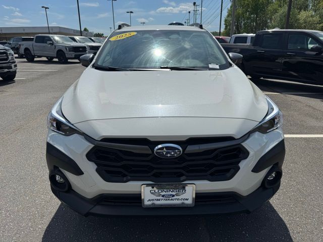 2025 Subaru Crosstrek Premium Image 2 of 29