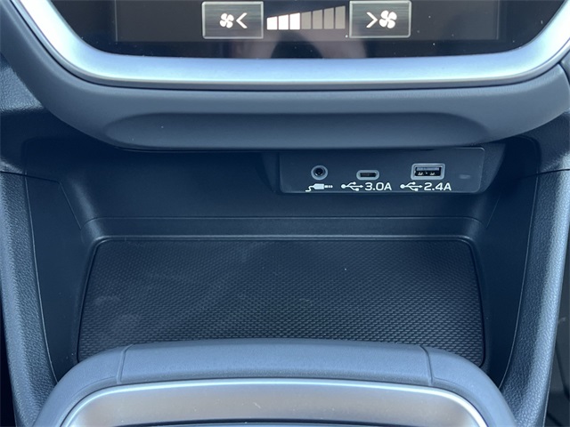2025 Subaru Crosstrek Premium Image 35 of 38