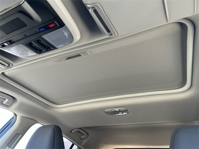 2025 Subaru Crosstrek Premium Image 26 of 38