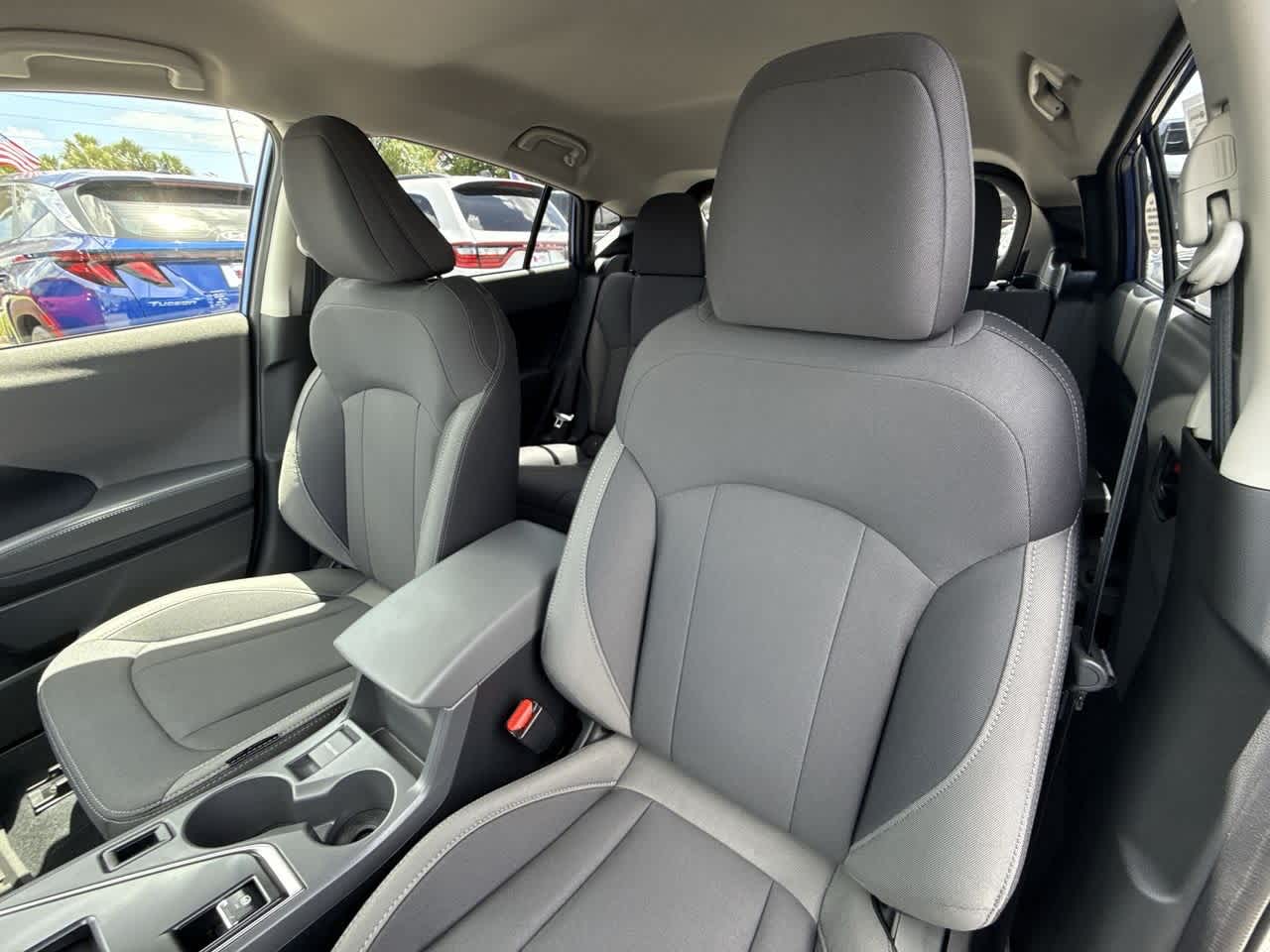 Vehicle image 14 of 29