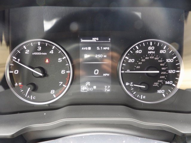 2025 Subaru Crosstrek Premium Image 10 of 28