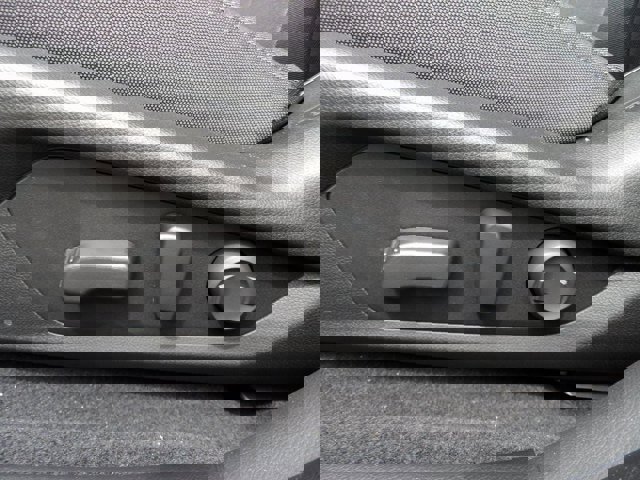 2025 Subaru Crosstrek Premium Image 23 of 28