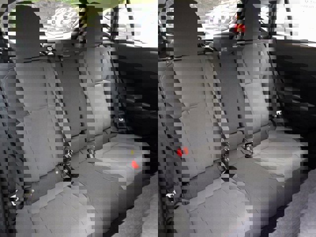 2025 Subaru Crosstrek Premium Image 6 of 28