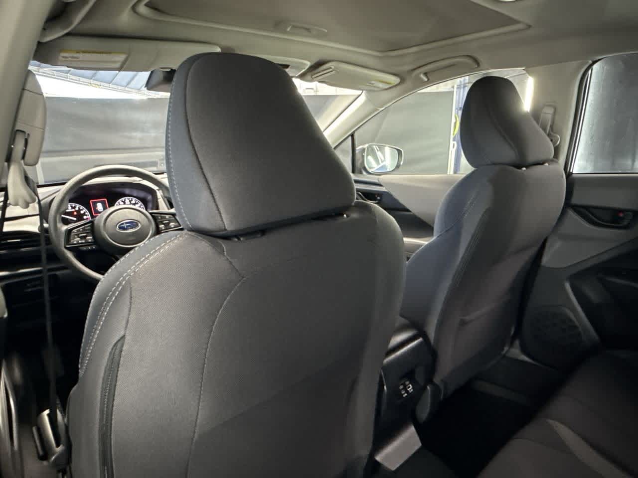 Vehicle image 23 of 29